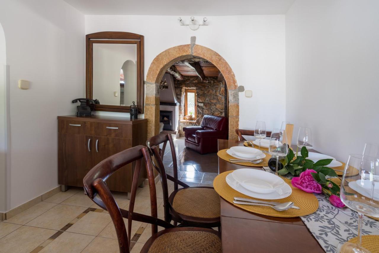 Stone Lady Holiday Home With Pool&Hot Tub,Sauna,Bbq,Garden Rasopasno Buitenkant foto
